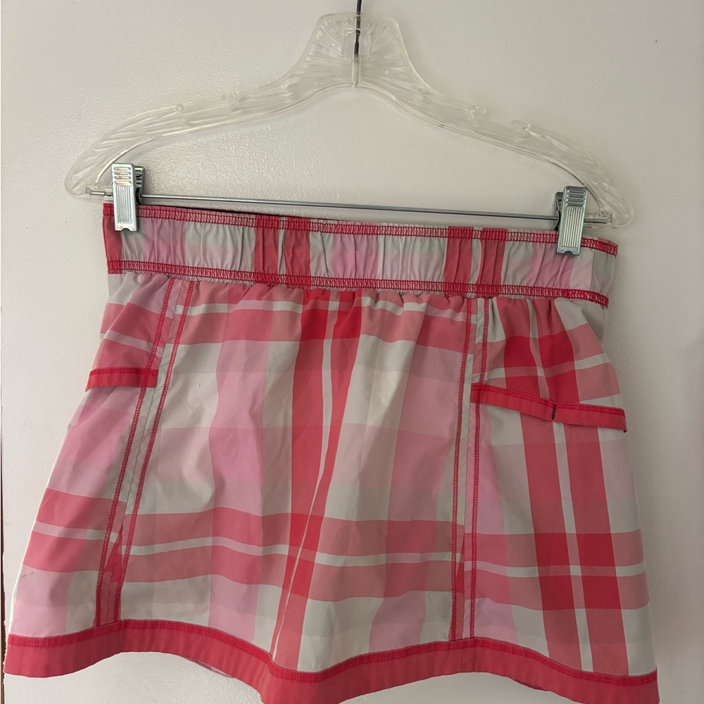 LULU LEMON SIZE medium tennis skirt - Picture 8 of 8